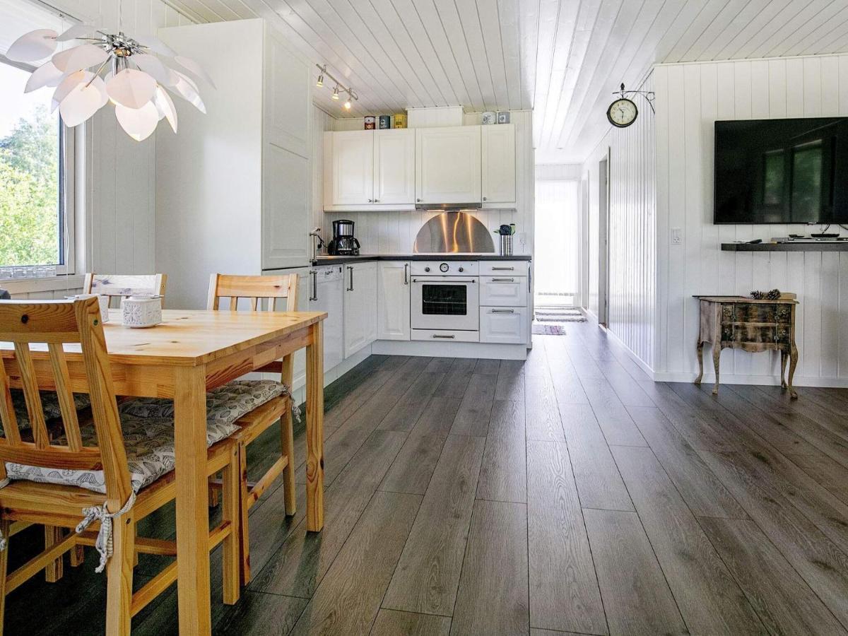 4 Person Holiday Home In L S Laeso エクステリア 写真
